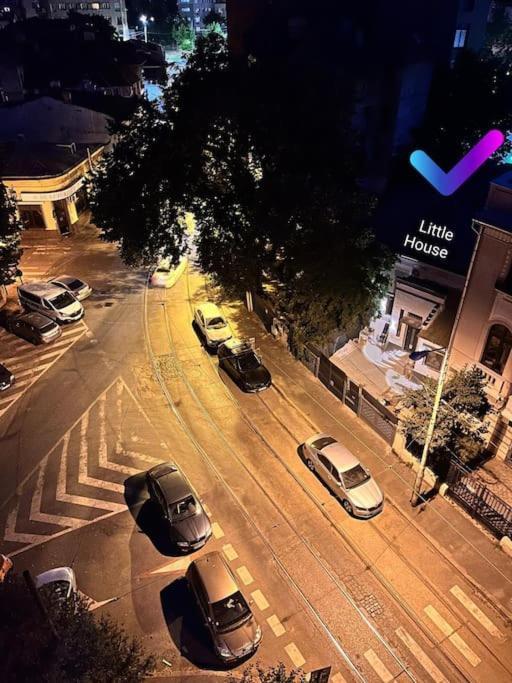 Littlehouse- Entire Property For Maximum 4 People Bucureşti Ngoại thất bức ảnh